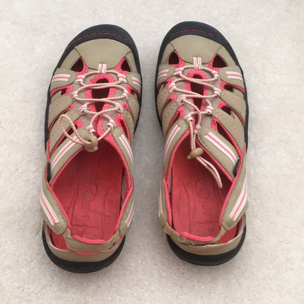 Jeep engineered traction hiking shoes 6.5 - Picture 2 of 5
